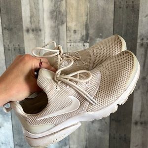 Women Nike Shoes , 6.5